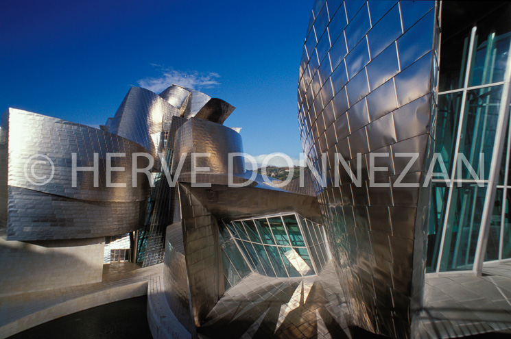 ESPAGNE--0019670 GUGGENHEIM MUSEUM BILBAO FRANCK O'GHERY