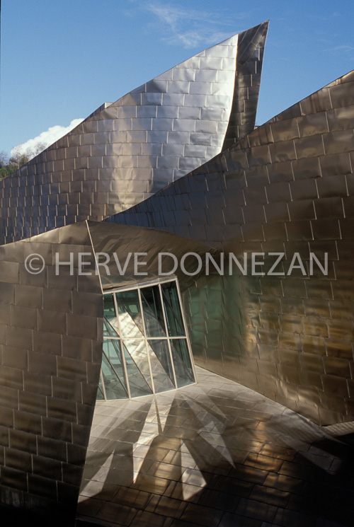 ESPAGNE--0019674 GUGGENHEIM MUSEUM BILBAO FRANCK O'GHERY