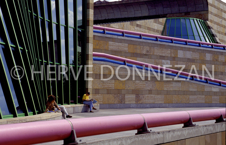 GERMANY STUTTGART STATTEN GALLERY JAMES STIRLING