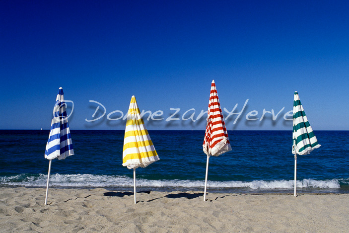 1420_22663_PARASOLS-MARINE_A3+