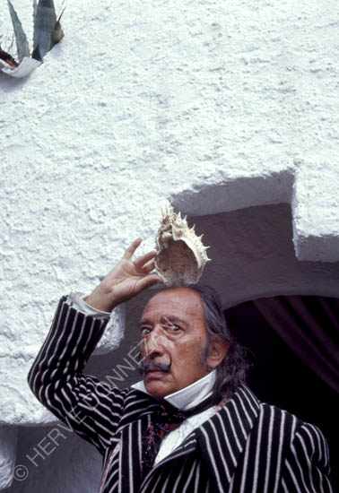 1430_25001_DALI_A4